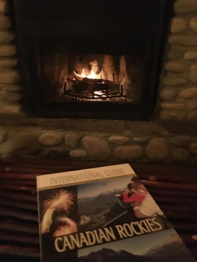 13713390_1054024714667252_131431522_n