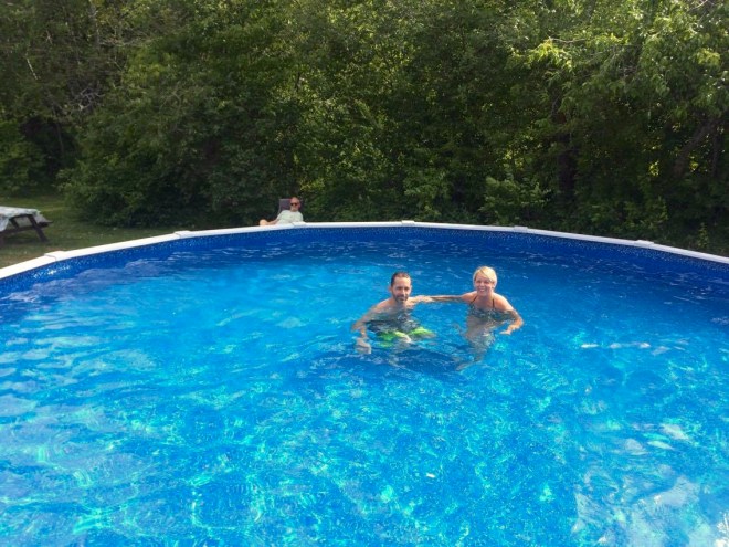 13616419_1058993240860041_1605948996_o